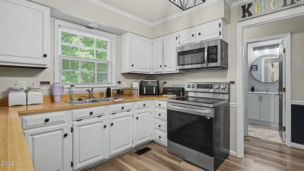 3701 Sagamore Drive Greensboro, NC 27410
