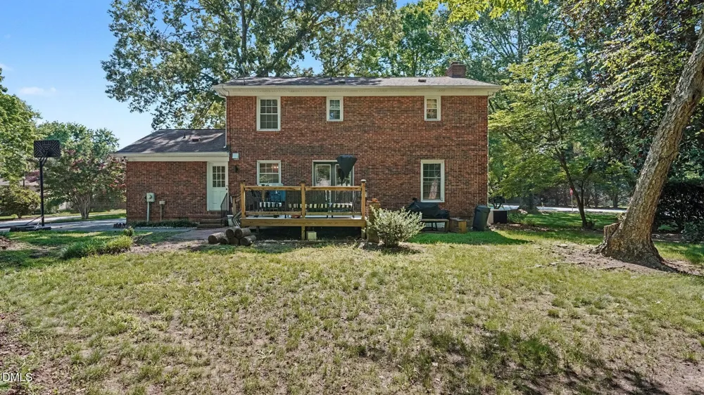 3701 Sagamore Drive Greensboro, NC 27410
