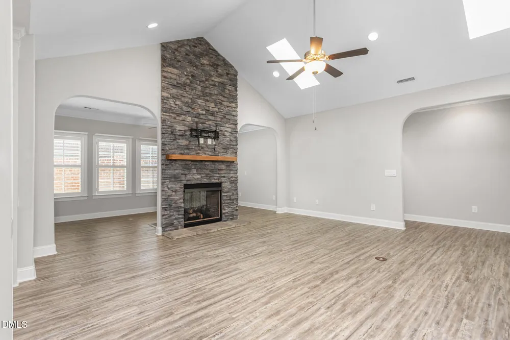 138 Dunvegan Lane Burlington, NC 27215