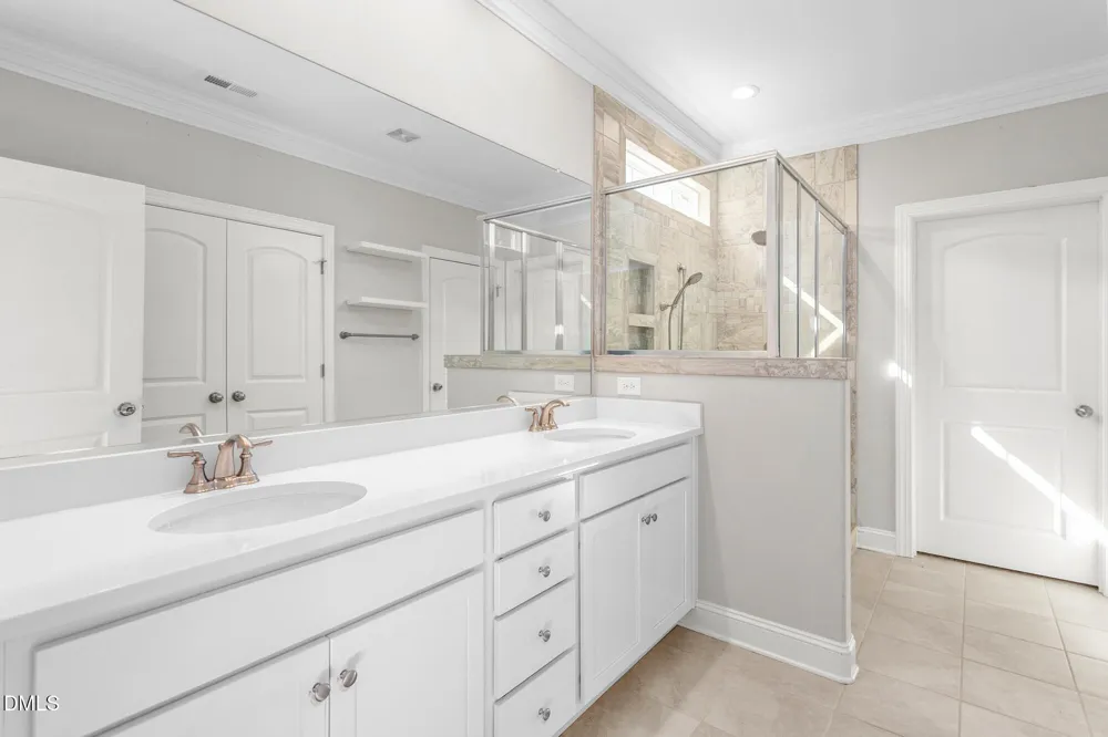 138 Dunvegan Lane Burlington, NC 27215