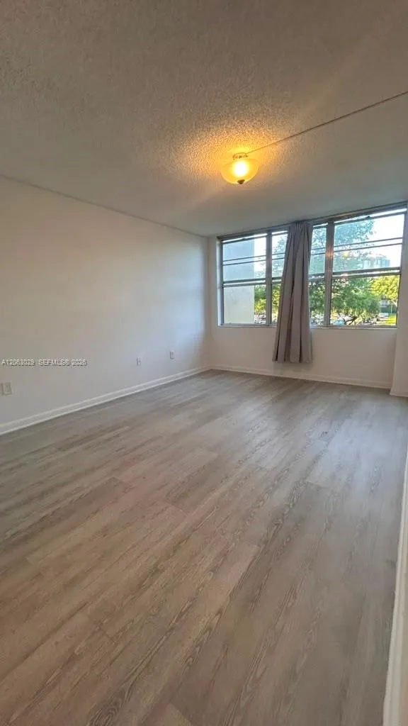 1300 Saint Charles Pl #202 Pembroke Pines, FL 33026
