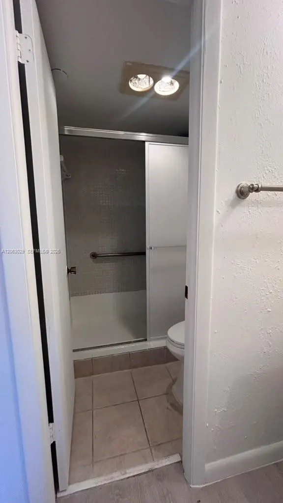 1300 Saint Charles Pl #202 Pembroke Pines, FL 33026