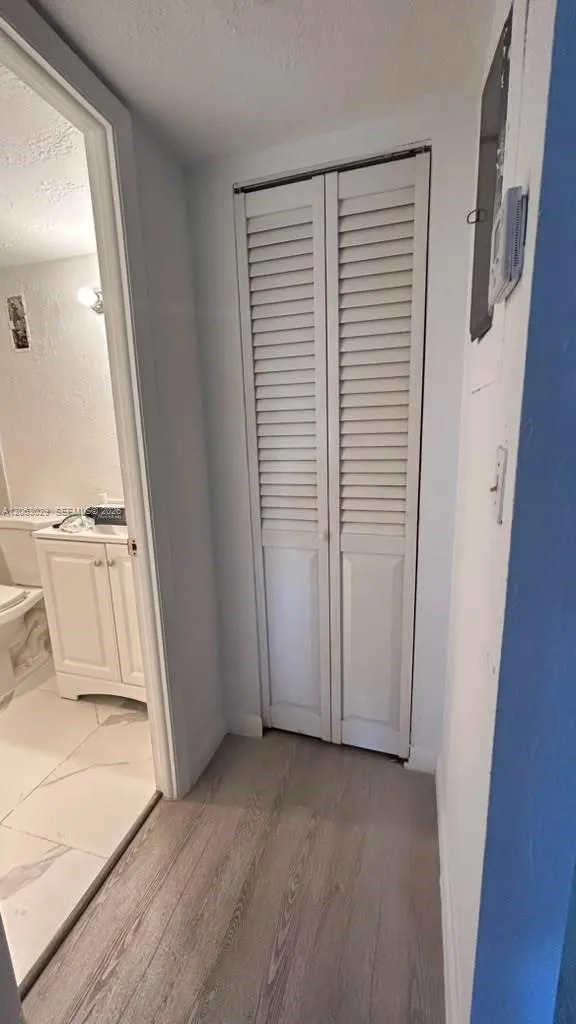1300 Saint Charles Pl #202 Pembroke Pines, FL 33026