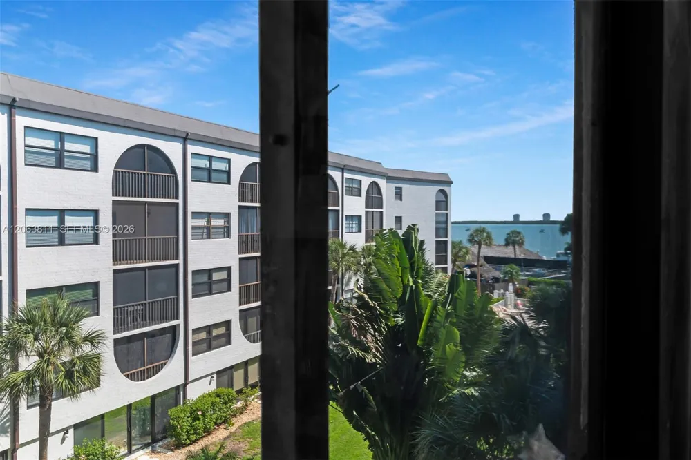 1011 Anglers Cove #H403 Marco Island, FL 34145
