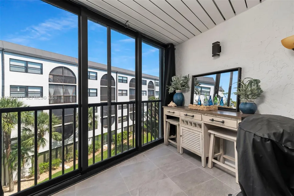 1011 Anglers Cove #H403 Marco Island, FL 34145