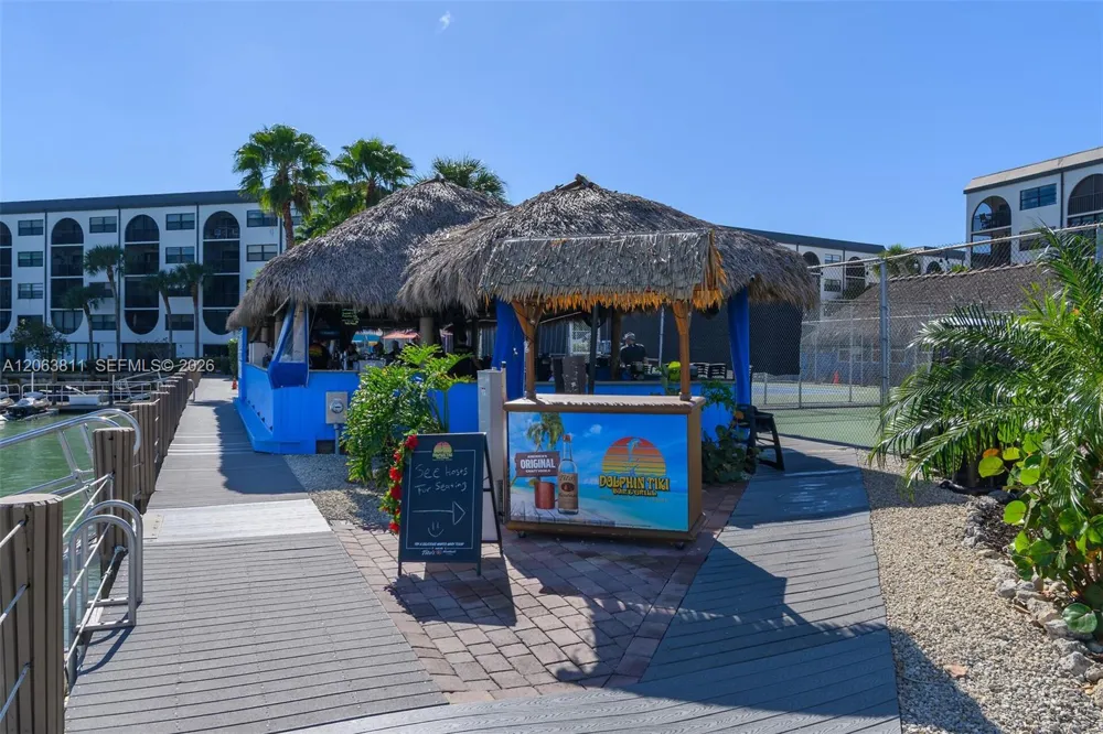 1011 Anglers Cove #H403 Marco Island, FL 34145
