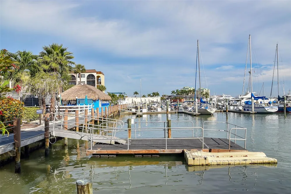 1011 Anglers Cove #H403 Marco Island, FL 34145