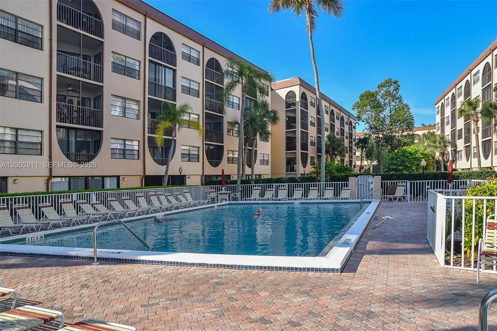 1011 Anglers Cove #H403 Marco Island, FL 34145