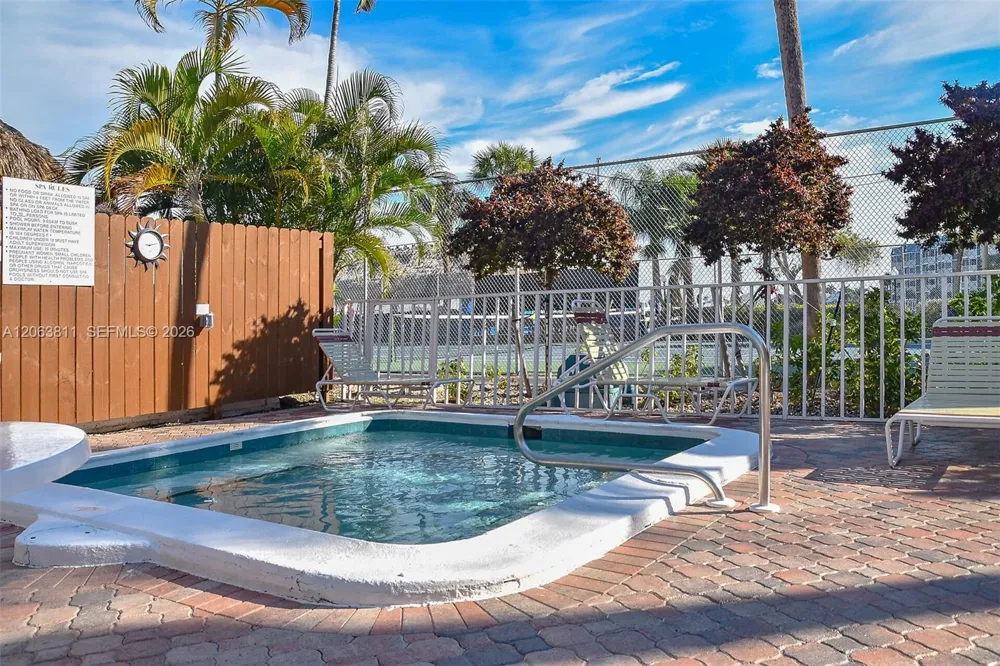 1011 Anglers Cove #H403 Marco Island, FL 34145