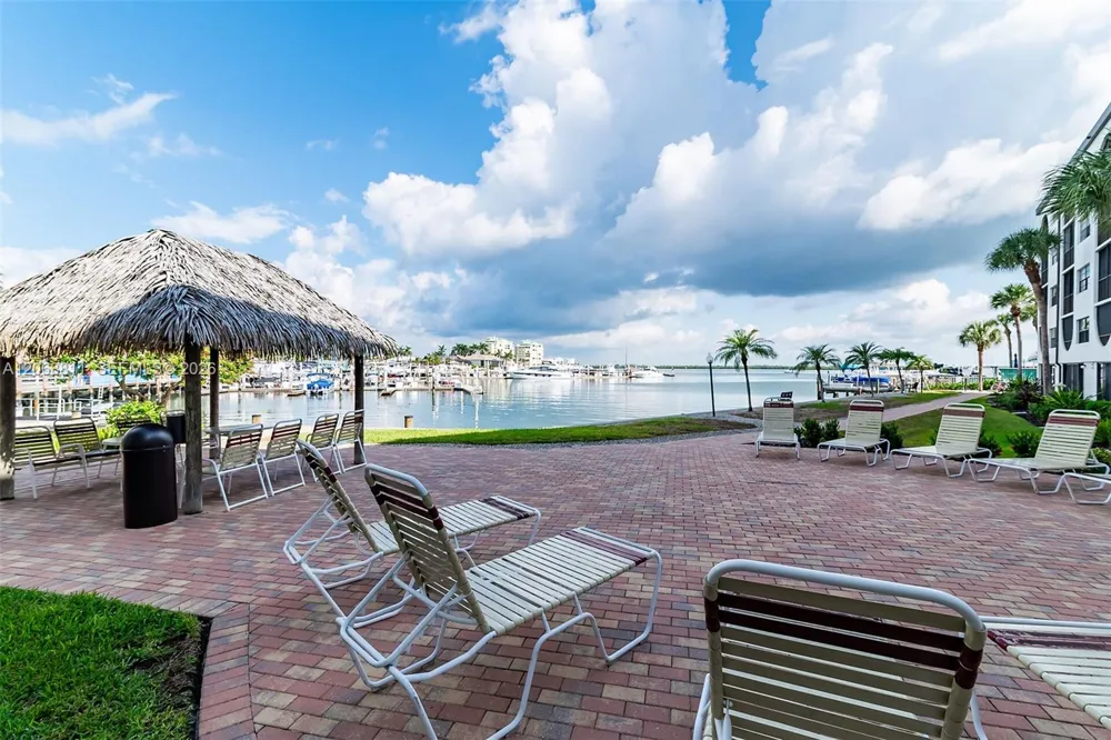 1011 Anglers Cove #H403 Marco Island, FL 34145