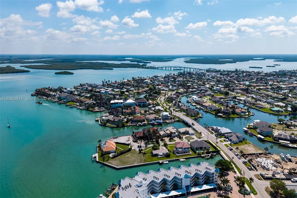 1011 Anglers Cove #H403 Marco Island, FL 34145