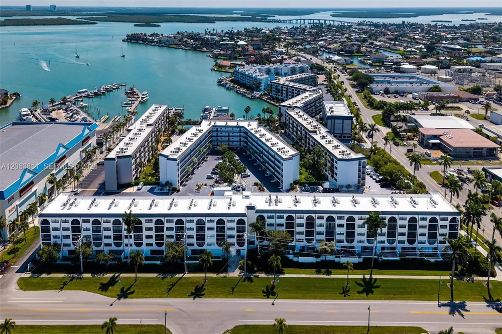 1011 Anglers Cove #H403 Marco Island, FL 34145