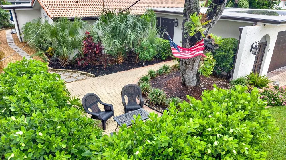 1040 PALM DRIVE Belleair Beach, FL 33786