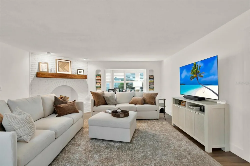 1040 PALM DRIVE Belleair Beach, FL 33786