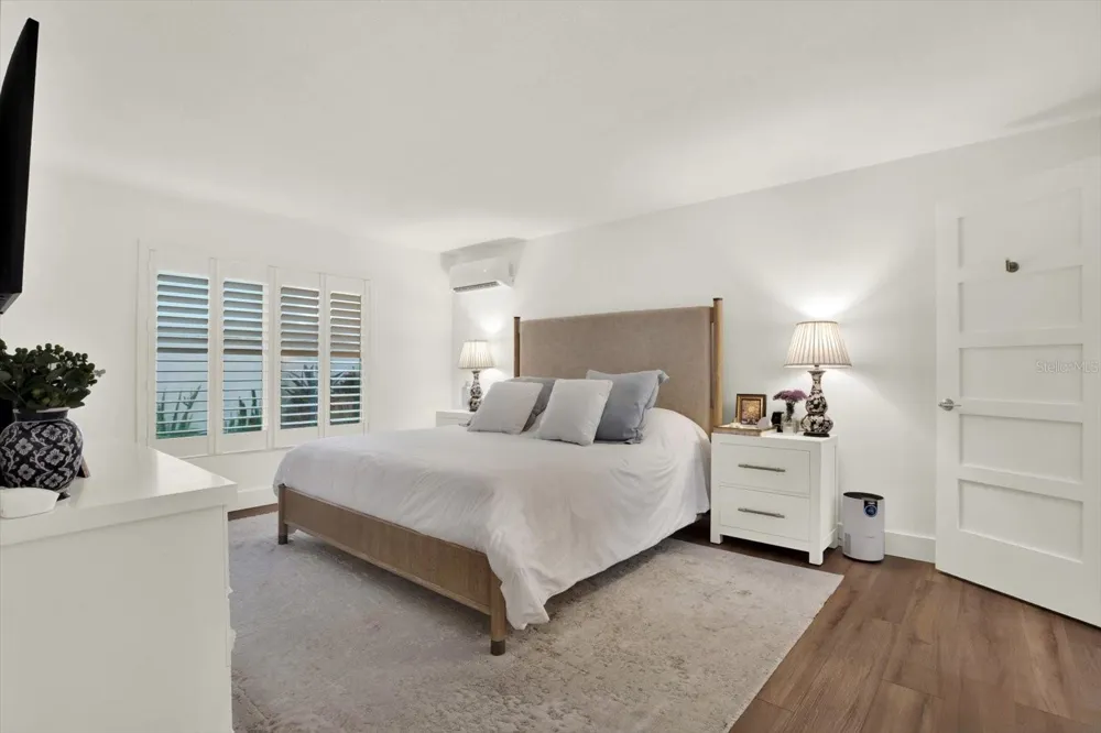 1040 PALM DRIVE Belleair Beach, FL 33786