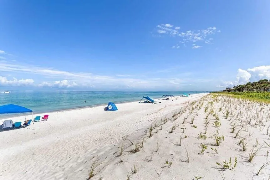 1040 PALM DRIVE Belleair Beach, FL 33786