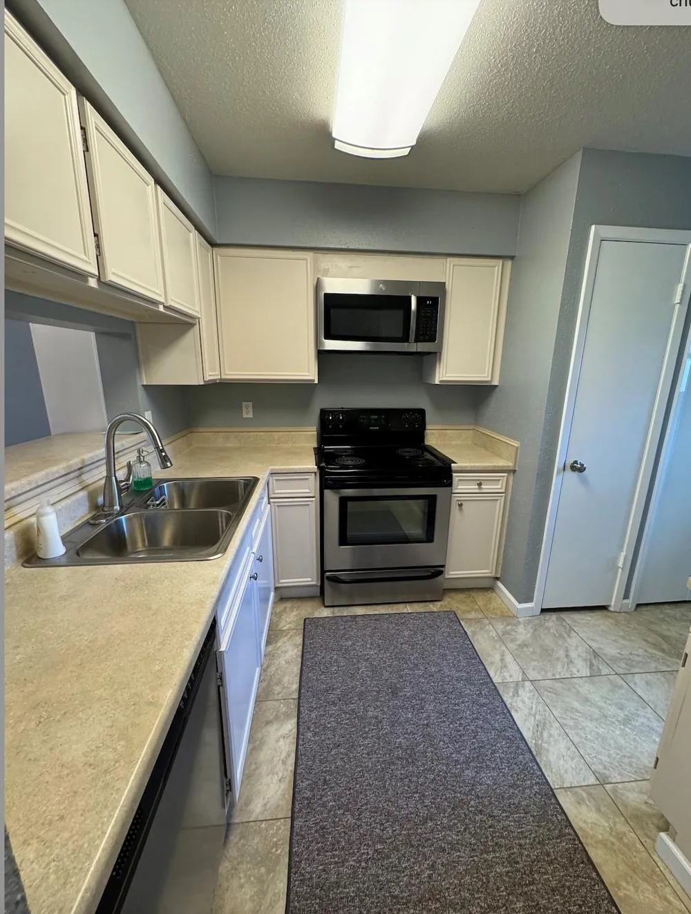 18800 Egret Bay Boulevard #711 Webster, TX 77058