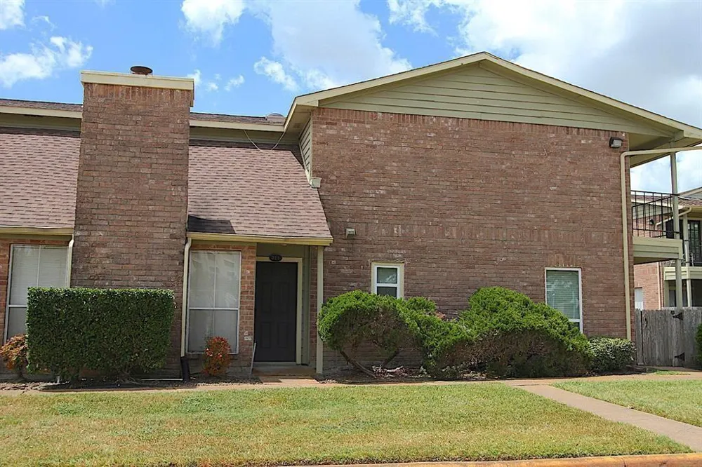 18800 Egret Bay Boulevard #711 Webster, TX 77058