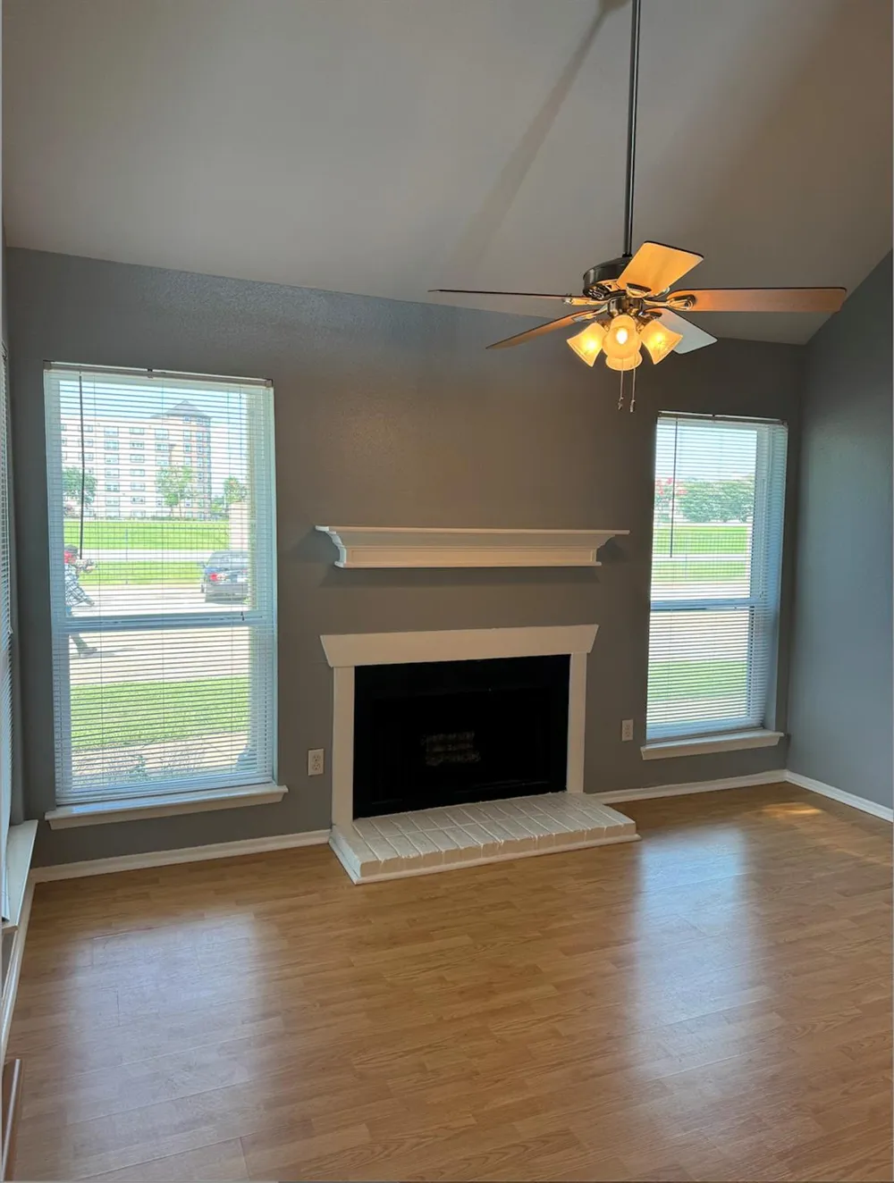 18800 Egret Bay Boulevard #711 Webster, TX 77058