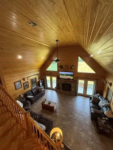 7096 Jim Burns Road Silsbee, TX 77656