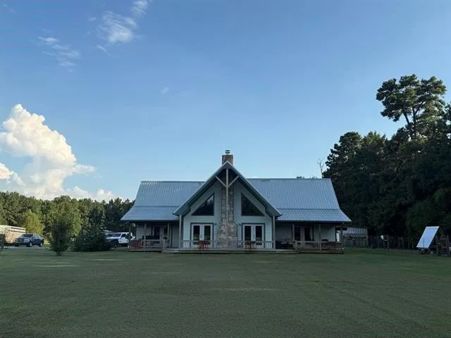 7096 Jim Burns Road Silsbee, TX 77656