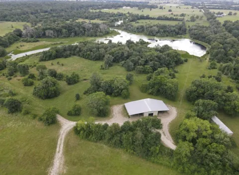 19046 County Road 124