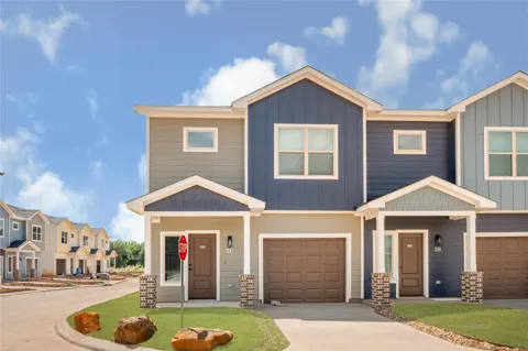 14010 Longstreet #302