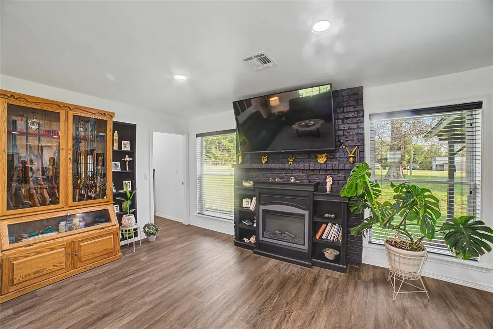 18856 E Oak Ridge Drive Claremore, OK 74017