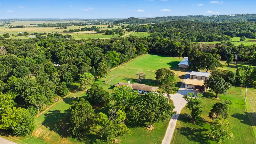 18856 E Oak Ridge Drive Claremore, OK 74017