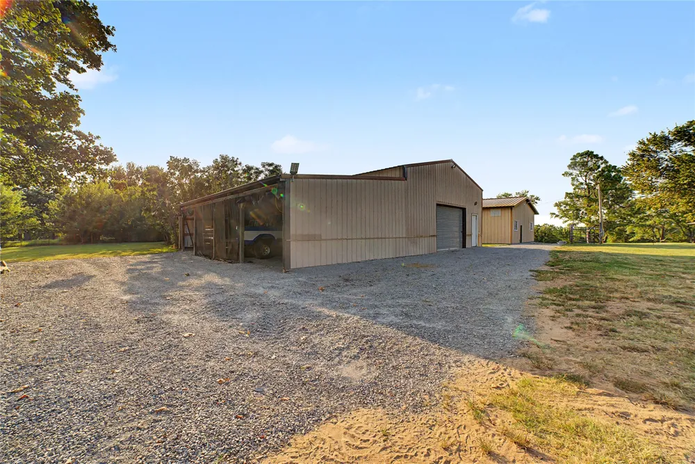 18856 E Oak Ridge Drive Claremore, OK 74017