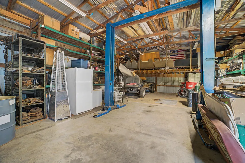 18856 E Oak Ridge Drive Claremore, OK 74017