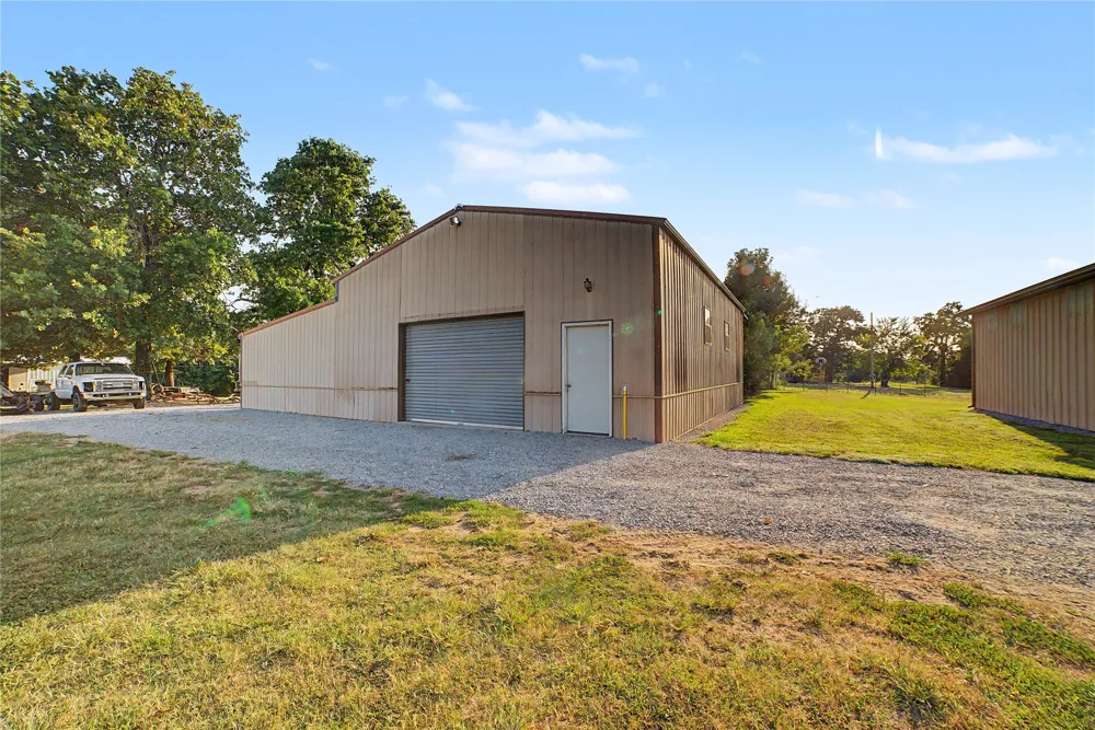 18856 E Oak Ridge Drive Claremore, OK 74017