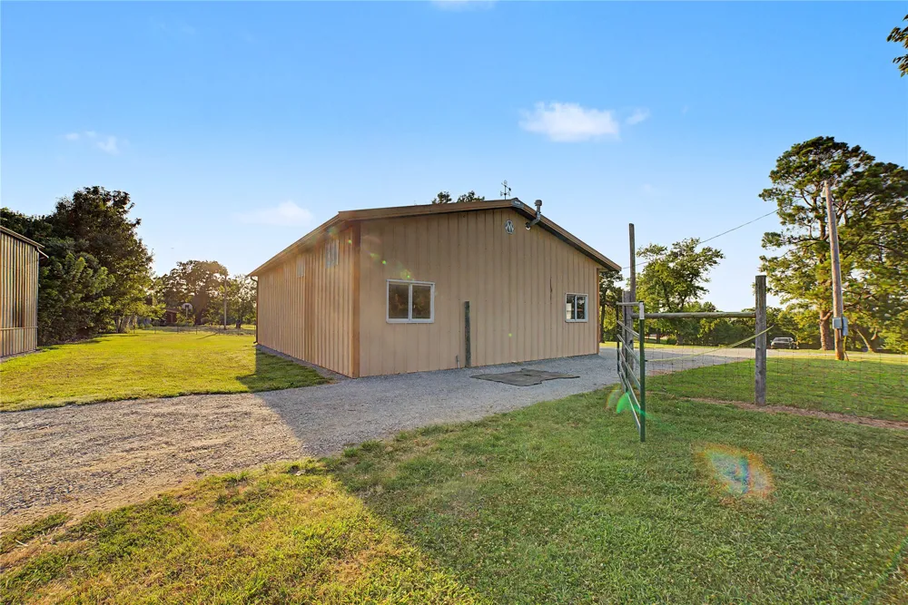 18856 E Oak Ridge Drive Claremore, OK 74017