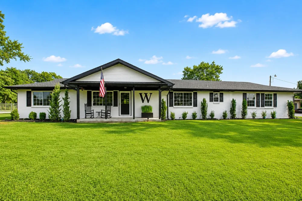 18856 E Oak Ridge Drive Claremore, OK 74017