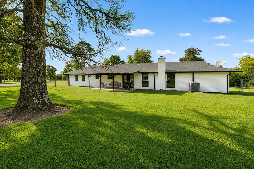 18856 E Oak Ridge Drive Claremore, OK 74017