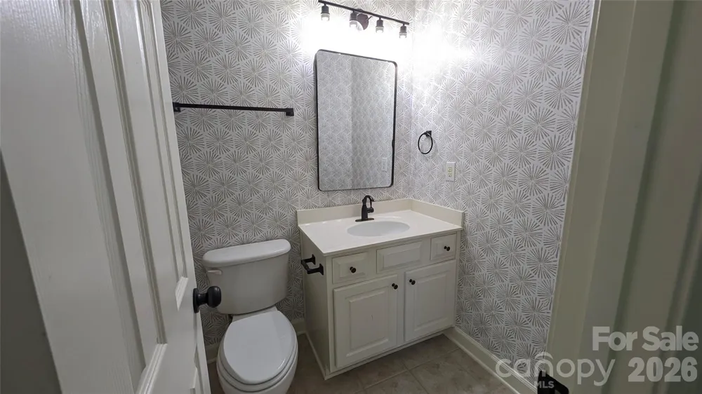 2421 Arden Gate Lane Charlotte, NC 28262