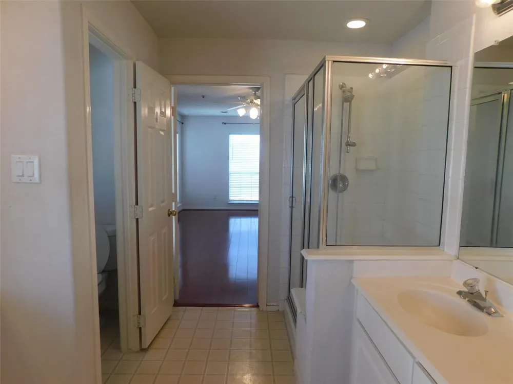 2710 Grants Lake Blvd #G3 Sugar Land, TX 77479