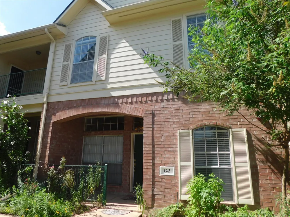 2710 Grants Lake Blvd #G3 Sugar Land, TX 77479