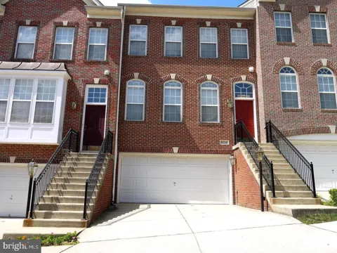 8234 GUNSTON COMMONS WAY