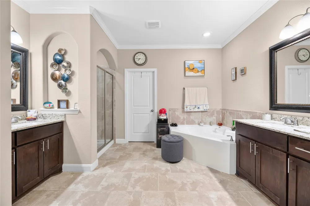 403 Marina View Drive Webster, TX 77598