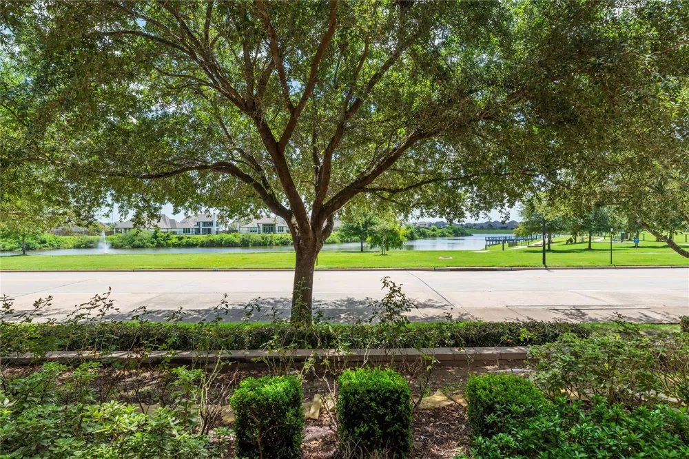 403 Marina View Drive Webster, TX 77598