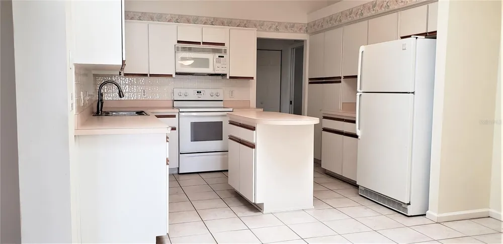 5126 NW 21ST LOOP ocala, FL 34482