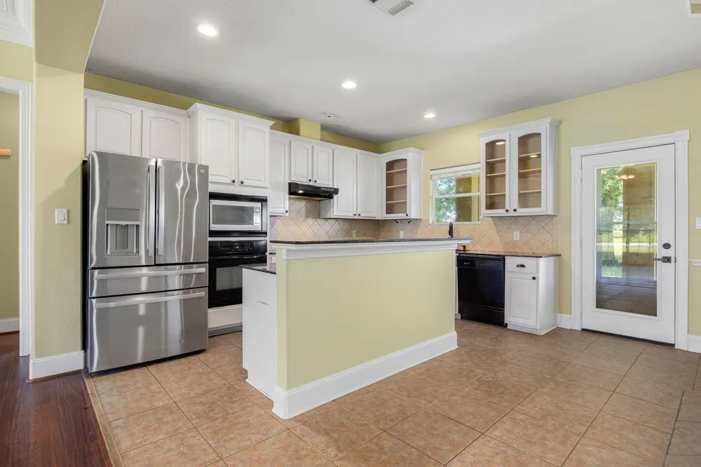 2527 Settlers Way Drive Sealy, TX 77474
