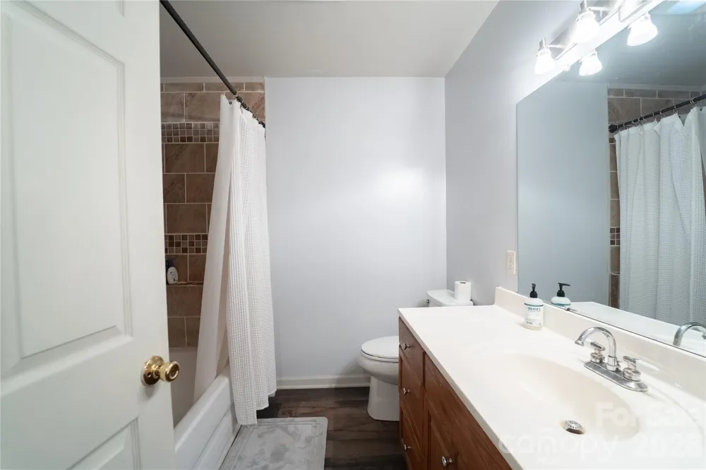 242 Whitewater Road Sapphire, NC 28774
