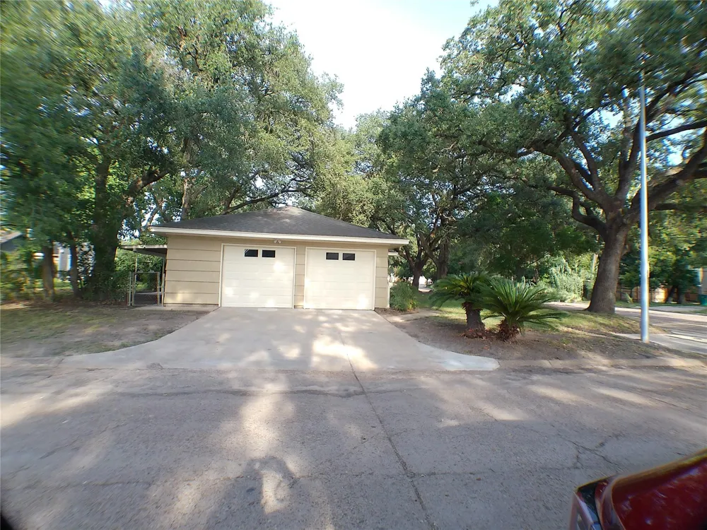 601 Fresa Road Pasadena, TX 77502