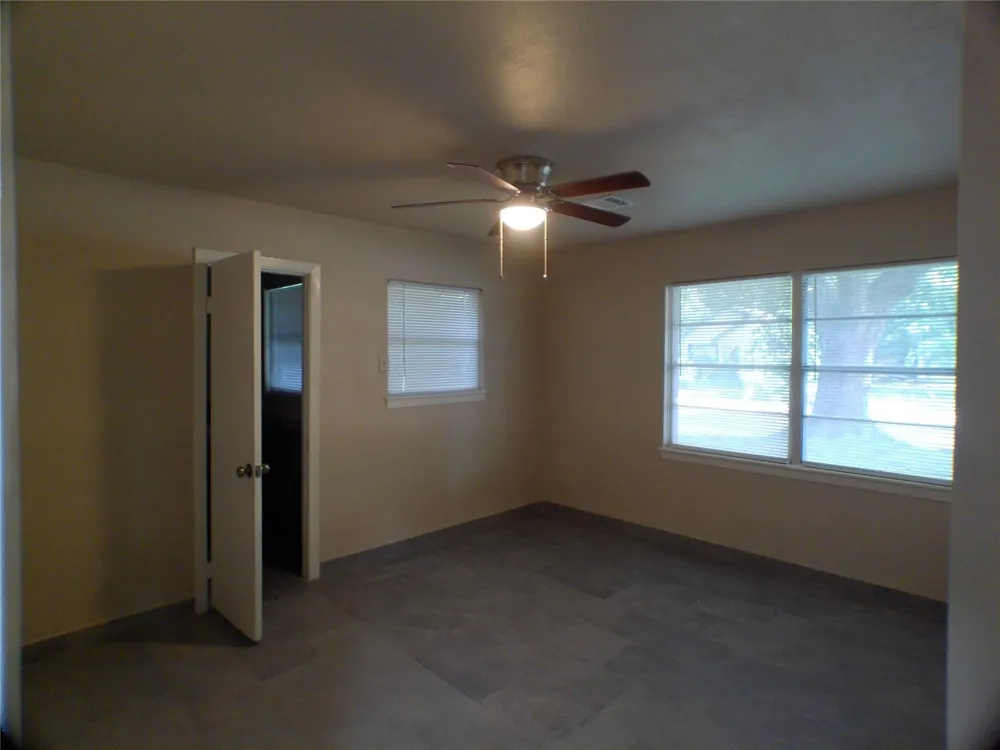 601 Fresa Road Pasadena, TX 77502