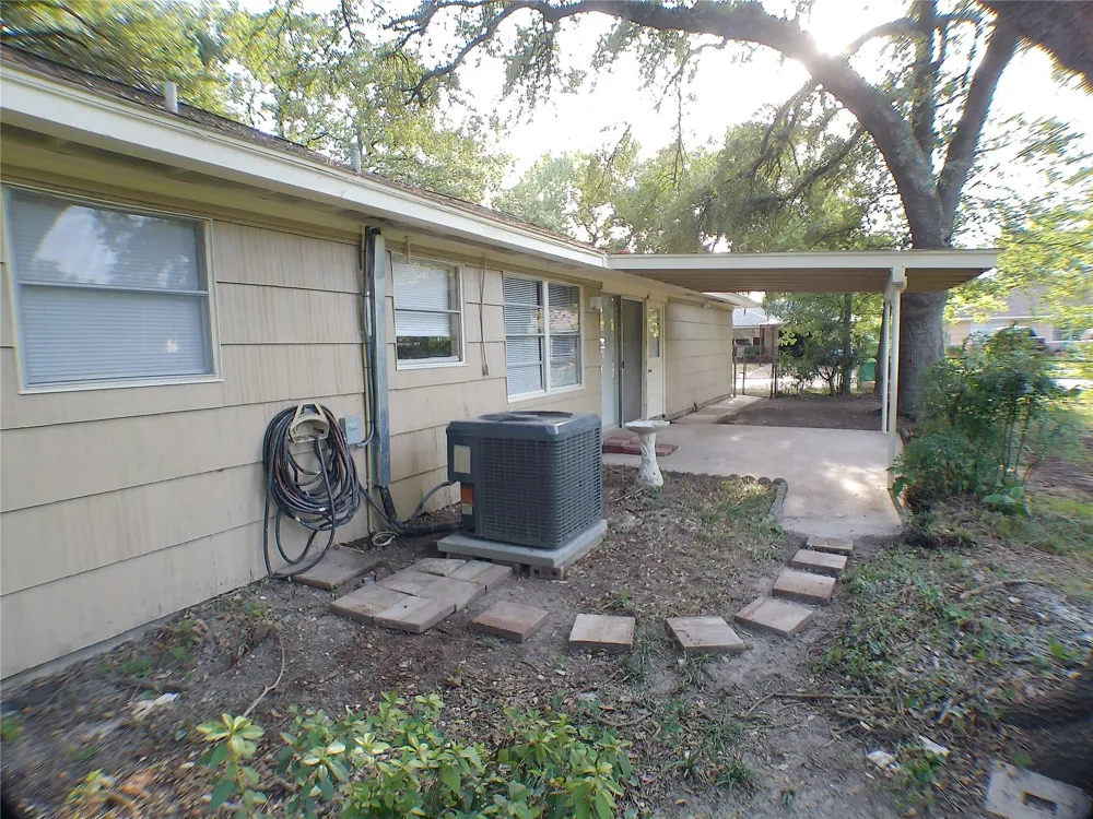 601 Fresa Road Pasadena, TX 77502
