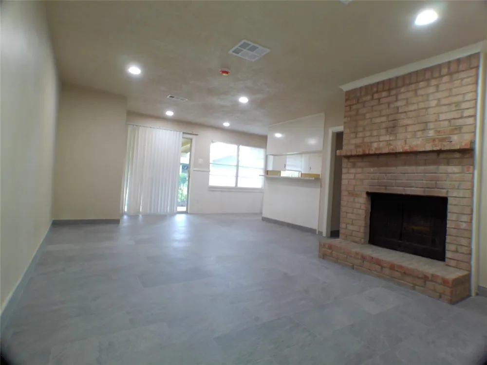 601 Fresa Road Pasadena, TX 77502