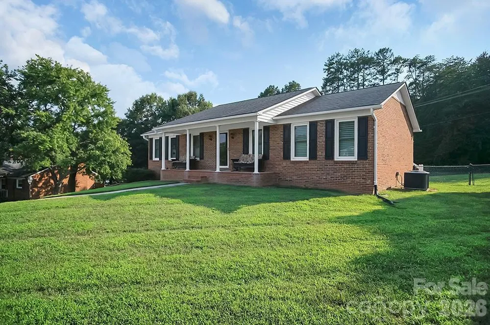 1950 BROWNSTONE COURT Gastonia, NC 28054