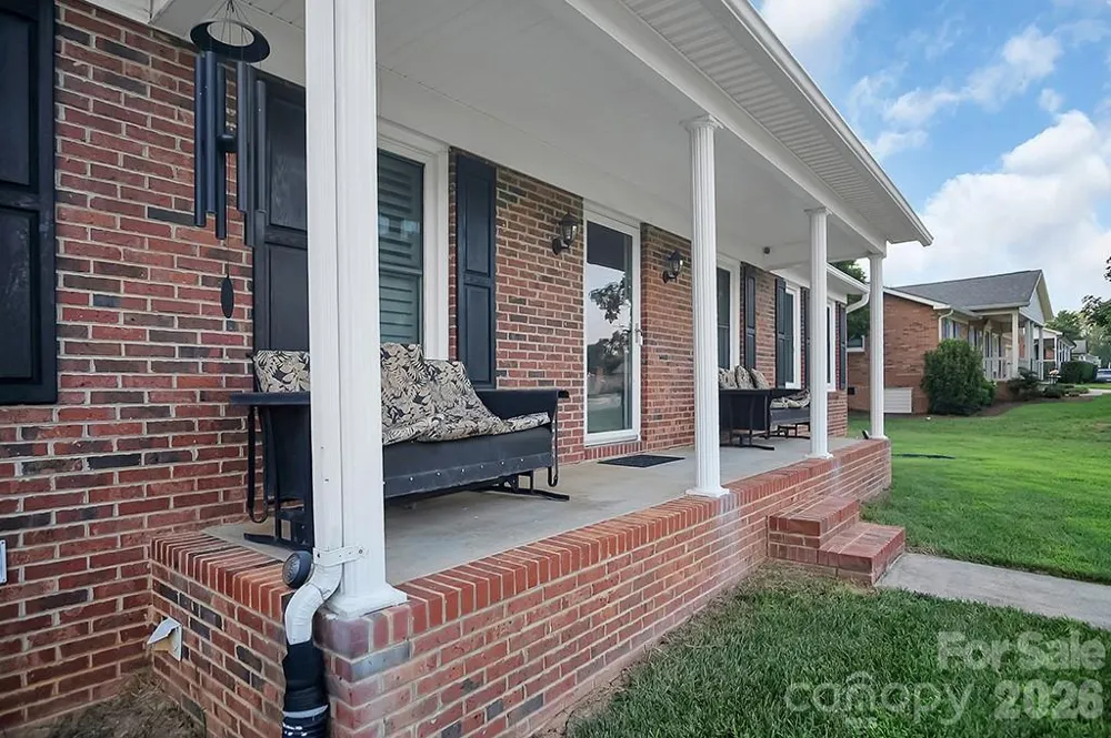 1950 BROWNSTONE COURT Gastonia, NC 28054
